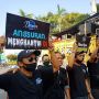 Biduan Dangdut Serbu Rumah Bupati Jombang, Tuntut Diberlakukan New Normal