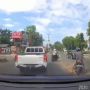 Viral Emak-Emak Nyelonong Potong Jalur, Warganet: Kenapa Direm? Terusin Aja