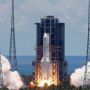 China Sukses Luncurkan Misi Perdana yang Akan Mendarat di Permukaan Mars