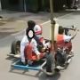 Viral 4 Bocah SD Fasih Kendarai Motor Ekstrem, Ngeri Tak Pakai Helm!