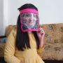 Kreatif! Bocah SD Ubah Botol Bekas Air Mineral Jadi Face Shield