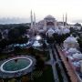 Salat Jemaah di Hagia Sophia Munculkan Kasus Covid-19 Baru di Turki