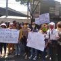 Curhat Biduan Serbu Pemkab Kediri, Tak Punya Penghasilan Gegara Corona