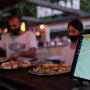 Minimalkan Risiko Penularan Covid-19, Restoran Ini Pakai Pelayan Virtual