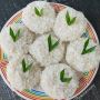 Cara Membuat Ketan Urap, Camilan Ringan saat Santai