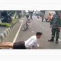 Pemuda Dihukum TNI Sebab Tak Pakai Masker, Gaya Push Up-nya Bikin Salfok