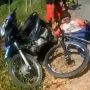 Bikin Deg-degan, Detik-detik Pesepeda vs Pemotor Tabrakan di Tanjakan