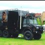 Para Gamer Pasti Betah Naik Truk Militer Ini, Isinya Bikin Melongo