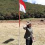 Adinda Thomas Cerita Harunya Kibarkan Bendera Merah Putih di Gunung