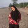 Pesona Indrian Puspita si Pembawa Baki, Lagu Indonesia Raya Trending