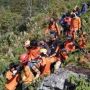 Kibarkan Bendera Merah Putih di Gunung Bawakaraeng, 2 Pendaki Meninggal Dunia