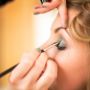 Eye Shadow hingga Bedak Tabur Bisa Mengandung Asbes, Ini Bahayanya
