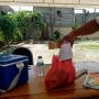 Diisolasi di GOR Tambora, Makanan dari Keluarga Pasien Cuma sampai Gerbang