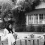 Gaya Santai ala California Meghan Markle Jadi Sorotan di Video Terbaru