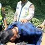 Kocak! Ditilang Polisi, Pengendara Motor Pura-pura Kesurupan