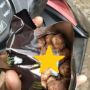 Beli Snack Receh Murah Meriah, Netizen Ini Syok Lihat Bonus di Dalamnya