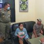 Hindari Razia Masker, Pemotor Bonceng 4 di Jakpus Tabrak Satpol PP