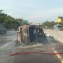 Terbakar di Tol Jagorawi, Mobil Pengangkut Belerang Hanya Menyisakan Rangka