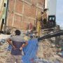 Tetiba Ambruk dan Menutupi Jalan, Gedung di Cideng Akan Dijadikan Hotel