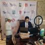 Sandiaga Uno Sidang Ditemani Anak, Warganet Salfok ke Sarung Jumatan
