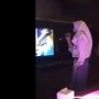 Video Remaja Asik Karaokean Saat Temannya Salat