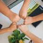 Kasus Covid-19 Melonjak, Malaysia Larang Salam Adu Kepalan Tangan