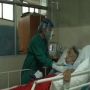 Cerita Beyonce Laishram, Waria Pertama Jadi Dokter Merawat Pasien Corona