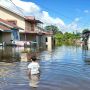 Gegara Terjangan Banjir, Kapuas Hulu Kini Defisit 3.000 Ton Beras
