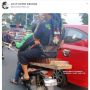Viral Foto Ahli Debus saat Naik Ojol, Bikin Ngilu!