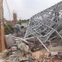 BRUKK!! Gedung Pengajian di Bogor Barat Ambruk Diterjang Hujan Deras