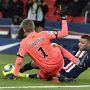 Arsenal Resmi Rekrut Kiper Alex Runarsson dari Dijon