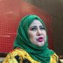 Profil Elvy Sukaesih, Tagih Janji Rhoma Irama Buat Duet Bareng Lagi