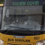 65 Warga Ciracas Positif Corona, Diangkut Bus Sekolah ke Tempat Isolasi