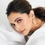 Setelah Seluruh Keluarganya, Giliran Deepika Padukone Positif Covid-19