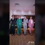 Viral di TikTok, Grup Nenek-Nenek Modis Tampil Kayak Model Profesional