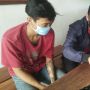 Duh! Bukannya Bawa Masker, Pemuda Ini Malah Bawa Pil Exymer