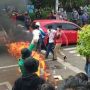Demo UU Cipta Kerja Berujung Bakar Ban, Polisi: Mereka Settingannya Begitu
