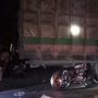 Seram! Tabrak Truk Parkir, Pengendara Motor Tewas