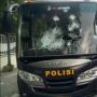Demo Tolak UU Cipta Kerja di Medan Bentrok, Mobil Polisi Dirusak Massa
