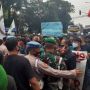 Demo Tolak UU Cipta Kerja di Istana Bogor, Mahasiswa Teriakan: Revolusi!