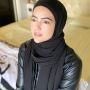 Hijrah dan Mundur dari Dunia Artis, Lihat Potret Cantik Sana Khan Berhijab