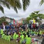 Unjuk Rasa di Gedung DPRD Kaltim, Ribuan Demonstran Orasi dan Bersolawat