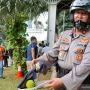 Polisi Amankan Bola Kasti Dilempar Pendemo, Diduga Mengandung Bahan Kimia