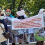 Emak-Emak Demo ke Kantor Wali Kota Tangsel: Kalau Hujan Gak Bisa Tidur