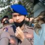 Viral Polisi Digoda Demonstran Cewek, Salmafina Sunan Meradang