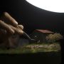Meraup Rezeki dari Hobi Membuat Miniatur Tiga Dimensi