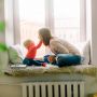 Ibu Jangan Abaikan Setiap Tumbuh Kembang Anak, Begini Tips agar Bisa Bagi Waktu