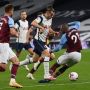 Lakoni Debut buat Tottenham, Gareth Bale Malah Dicap Bawa Sial