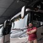 Mobil Lubricants Bersama IPOMI Bagikan Safety Kit untuk Bus