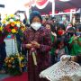 Diserang Lewat Lagu Hancurkan Risma Sekarang Juga, Pendukungnya Bergerak